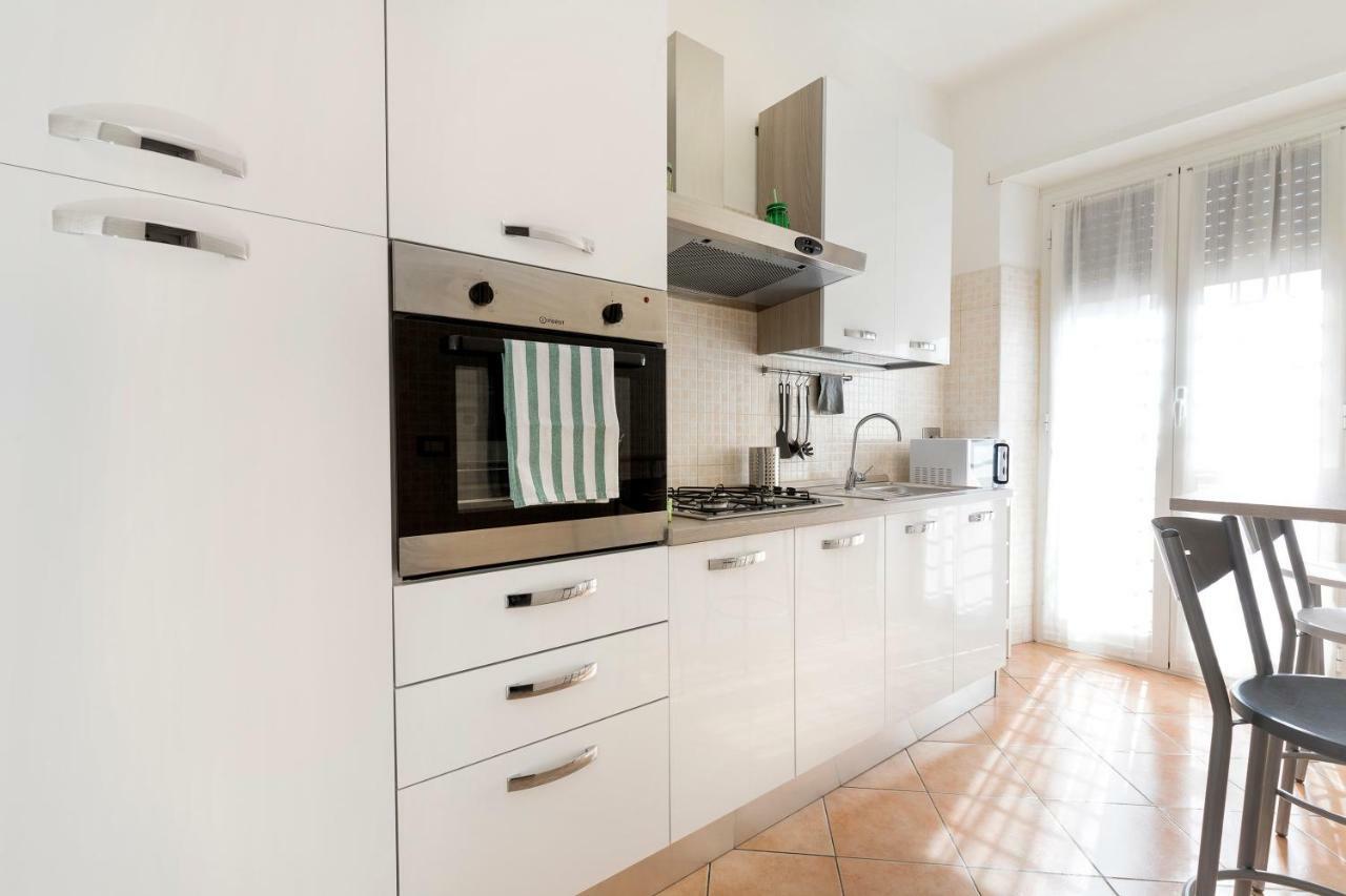 Enjoy Porta Furba Villa Rome Exterior photo